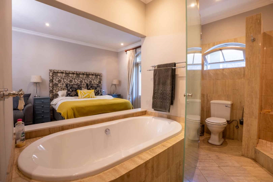 2 Bedroom Property for Sale in Franschhoek Western Cape
